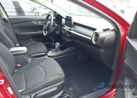 2021 Kia Forte Lxs из США, поврежденный, VIN 3KPF24ADXME335065